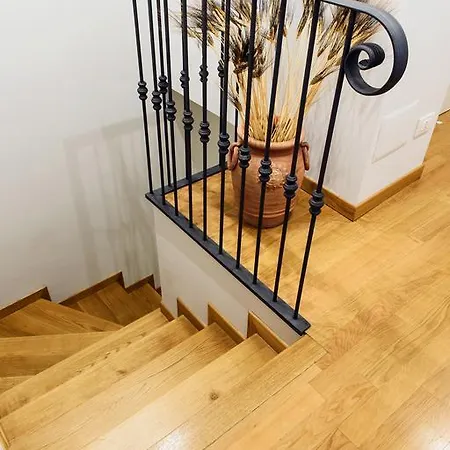 Lora Luxury House, Near The With Air Conditioners Apartament *